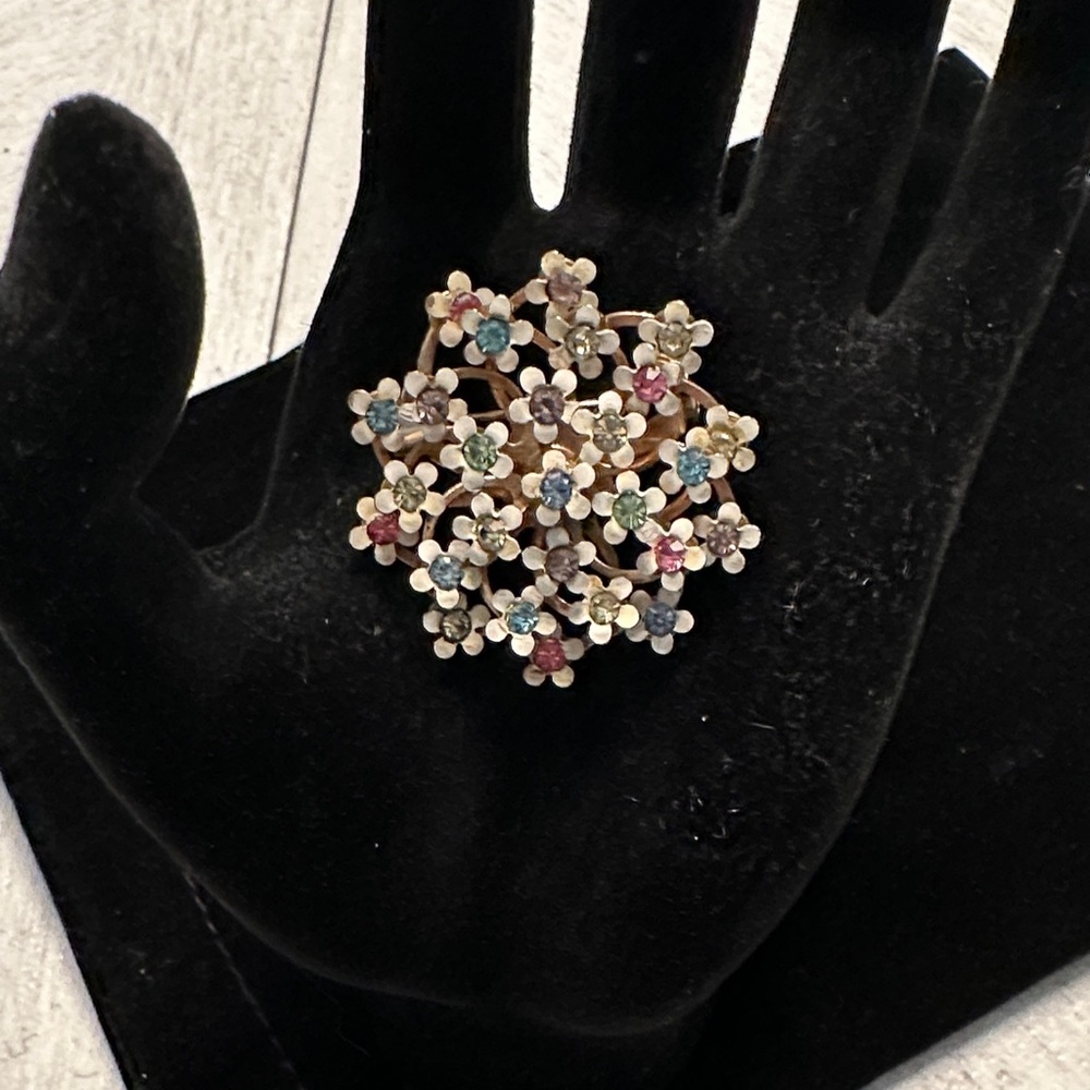 Vintage Enamel Floral Multicolor Cluster brooch